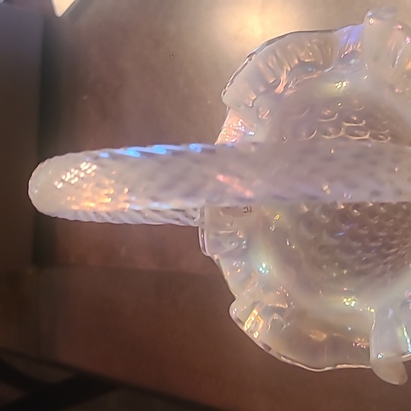 Fenton Nobnail Iridescent Pink Basket - Picture 7 of 7